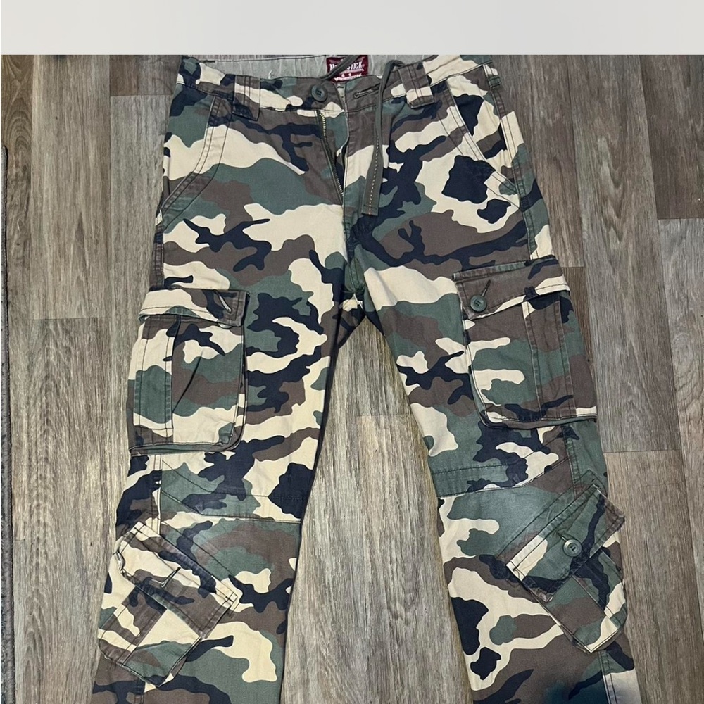 Rothco Green and Brown Camouflage Cargo Pants